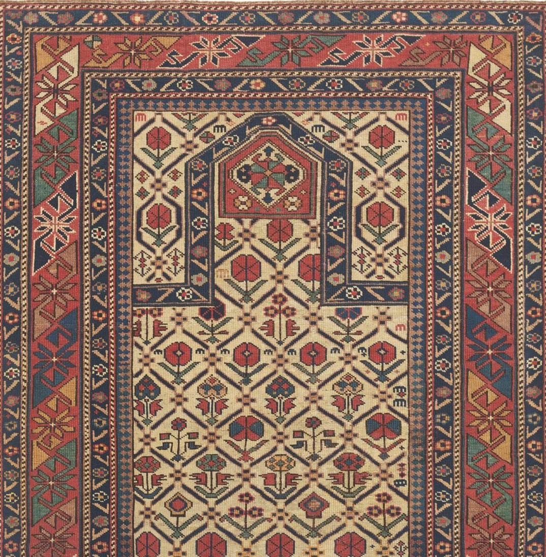 Vintage ornament rug